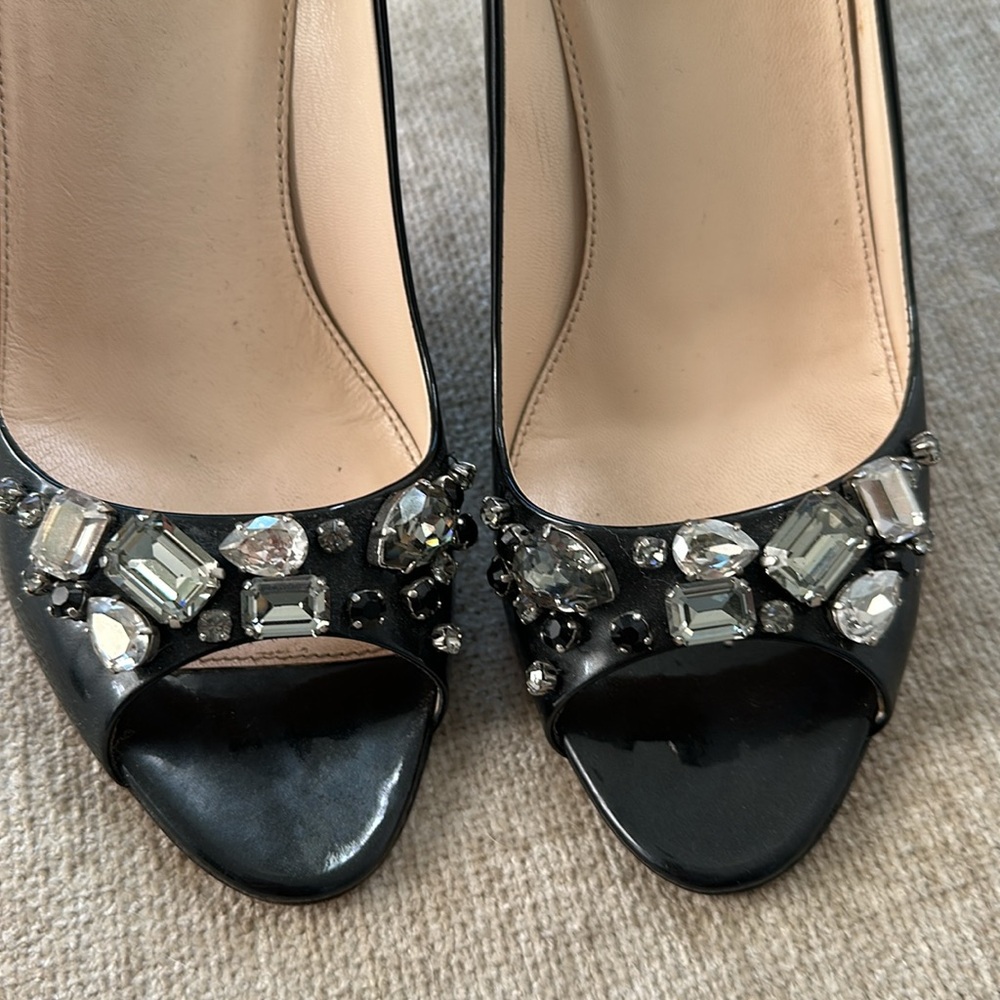 Prada Jeweled Black Patent Leather Pumps Size 38.5 - Picture 2 of 5